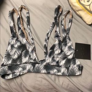 NWT Acacia swimwear night palm plantation top